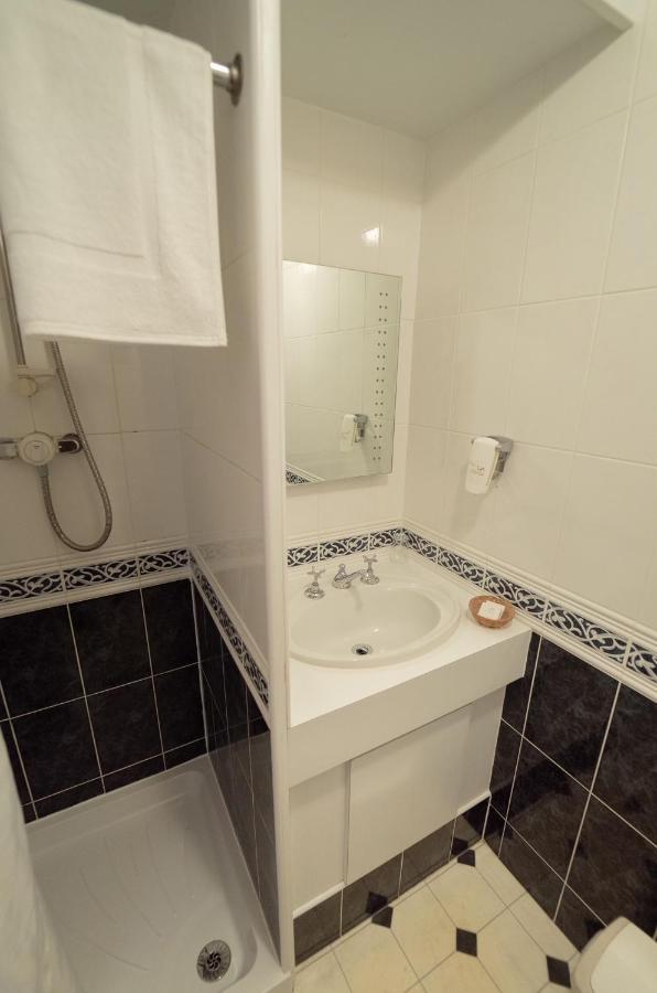 Littlebury Hotel Μπίσεστερ Εξωτερικό φωτογραφία